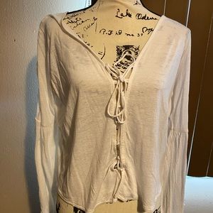 NWOT SIZE L WHITE TOP/JACKET TIE UP Amuse SOCIETY